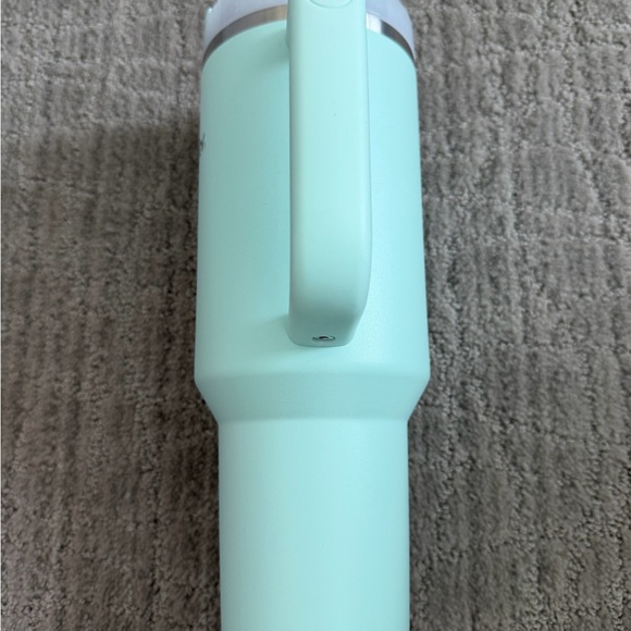 Stanley Mint Green 40oz Quencher - Picture 2 of 7